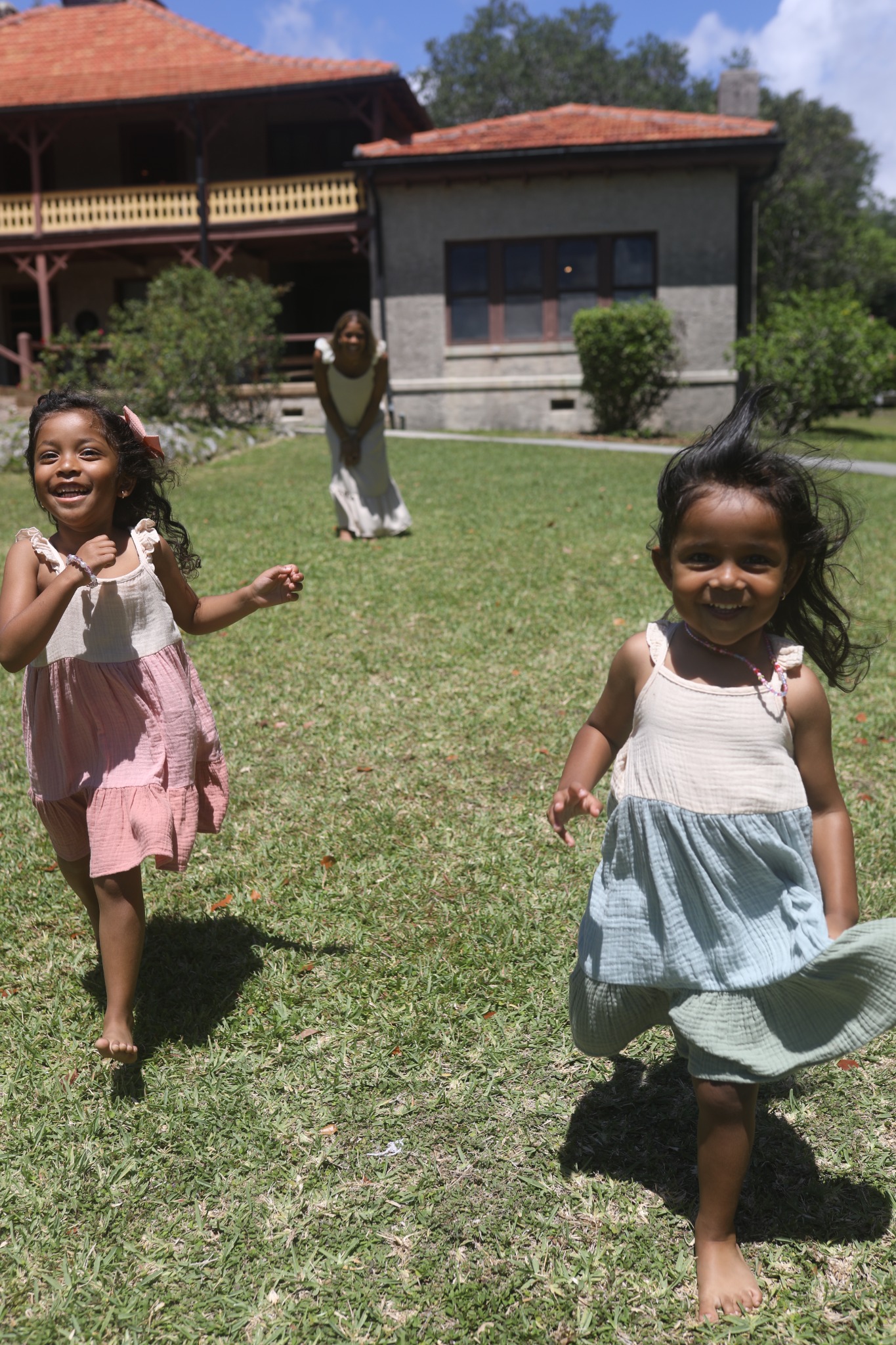 Kids Running outdoor during a family photo session